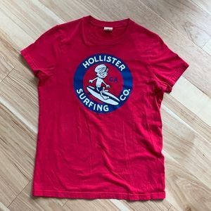 Men’s Hollister hot pink tee